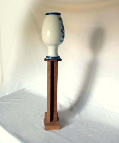 Eastern Promise- Porcelain Mahogany and Granite_33 x10-4x6-4 in_view2